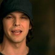 El texto musical CRUSH de GAVIN DEGRAW también está presente en el álbum Chariot (2003)