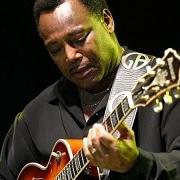 El texto musical DON'T LET ME BE LONELY TONIGHT de GEORGE BENSON también está presente en el álbum Songs and stories (2009)