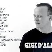 El texto musical MENTRE A VITA SE NE VA de GIGI D'ALESSIO también está presente en el álbum Noi due (2019)