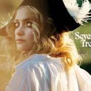 El texto musical EAT YOURSELF de GOLDFRAPP también está presente en el álbum Seventh tree (2008)