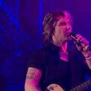 El texto musical SLIDE de GOO GOO DOLLS también está presente en el álbum The audience is this way (2018)