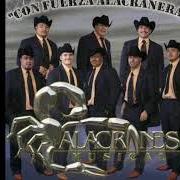 El texto musical MICAELA de ALACRANES MUSICAL también está presente en el álbum Por siempre (2010)