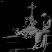 El texto musical DAY OF MOURNING de GRAVE también está presente en el álbum ...And here i die... satisfied - ep (1993)