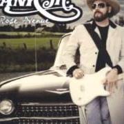 El texto musical 127 ROSE AVENUE de HANK WILLIAMS JR. también está presente en el álbum 127 rose avenue (2009)