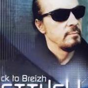 El texto musical BACK TO BREIZH! de ALAN STIVELL también está presente en el álbum Back to breizh (2000)