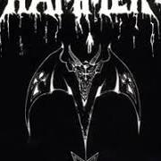 El texto musical REVELATIONS OF DOOM de HELLHAMMER también está presente en el álbum Satanic rites (1983)