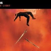 El texto musical NEVER COMING HOME de HILLTOP HOODS también está presente en el álbum Fall from the light (2025)