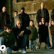 El texto musical QUAND ILS RENTRAIENT CHEZ EUX de IAM también está presente en el álbum Revoir un printemps (2003)