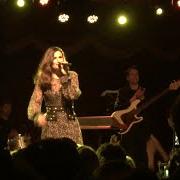 Idina: live