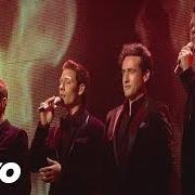 El texto musical LLORANDO (CRYING) de IL DIVO también está presente en el álbum Wicked game (2011)