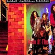 El texto musical VISUAL PRISON de IMPELLITTERI también está presente en el álbum Victim of the system (1993)