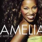 El texto musical DO ME RIGHT de JAMELIA también está presente en el álbum Walk with me (2006)