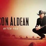 El texto musical THAT'S WHAT TEQUILA DOES de JASON ALDEAN también está presente en el álbum Macon (2021)