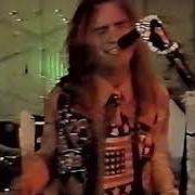 El texto musical THE KING IS HALF UNDRESSED de JELLYFISH también está presente en el álbum Live at bogart's (2012)