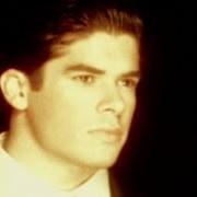 El texto musical YA NO SOY EL NINO AQUEL de JERRY RIVERA también está presente en el álbum Ya no soy el niño aquel (1997)