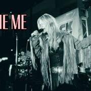 El texto musical LEAVE de JESSICA SIMPSON también está presente en el álbum Nashville canyon, pt. 1 (2025)