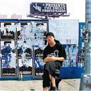 El texto musical PROPERGANDA de JIN también está presente en el álbum The emcee's properganda (2005)