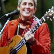 El texto musical DIAMONDS & RUST de JOAN BAEZ también está presente en el álbum Ring them bells (1995)