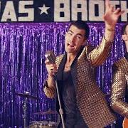 El texto musical WHAT A MAN GOTTA DO de JONAS BROTHERS también está presente en el álbum What a man gotta do (2020)