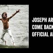 El texto musical MAYOR OF THE LOWER EASTSIDE de JOSEPH ARTHUR también está presente en el álbum Come back world (2019)