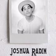 El texto musical WHEN I'M WITH YOU de JOSHUA RADIN también está presente en el álbum The fall (2017)