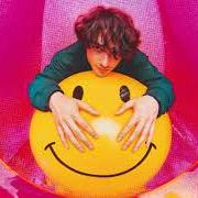 El texto musical SEPARATE de ALFIE también está presente en el álbum Young (2015)