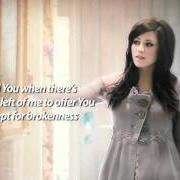 El texto musical RUN TO YOU (I NEED YOU) de KARI JOBE también está presente en el álbum Where i find you (2012)