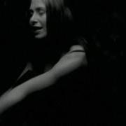 El texto musical CRY LIKE A BABY de KASEY CHAMBERS también está presente en el álbum The captain (2000)