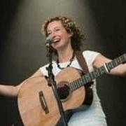 El texto musical AS I ROVED OUT de KATE RUSBY también está presente en el álbum Hourglass (1997)