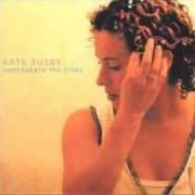 El texto musical YOUNG JAMES de KATE RUSBY también está presente en el álbum Underneath the stars (2003)