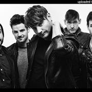 El texto musical SHAMELESS de KIDS IN GLASS HOUSES también está presente en el álbum Smart casual (2008)