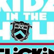 El texto musical RIDIN' CLEAN de KIDZ IN THE HALL también está presente en el álbum Wishful drinking (2013)