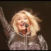 El texto musical STEREO SHOT de KIM WILDE también está presente en el álbum Here come the aliens (2018)