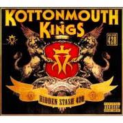 El texto musical DEMONS de KOTTONMOUTH KINGS también está presente en el álbum Hidden stash 420 (2009)