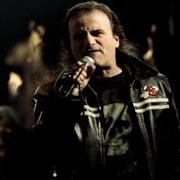El texto musical ROCK 'N' ROLL HANDSHAKE de KROKUS también está presente en el álbum Hoodoo (2010)