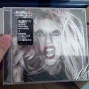 El texto musical JUDAS [DJ WHITE SHADOW REMIX] de LADY GAGA también está presente en el álbum Born this way (special edt.)