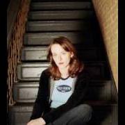 El texto musical LITTLE BIT OF YOU de LAURA CANTRELL también está presente en el álbum Not the tremblin' kind (2000)