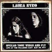 El texto musical AMERICAN DOVE de LAURA NYRO también está presente en el álbum Spread your wings and fly